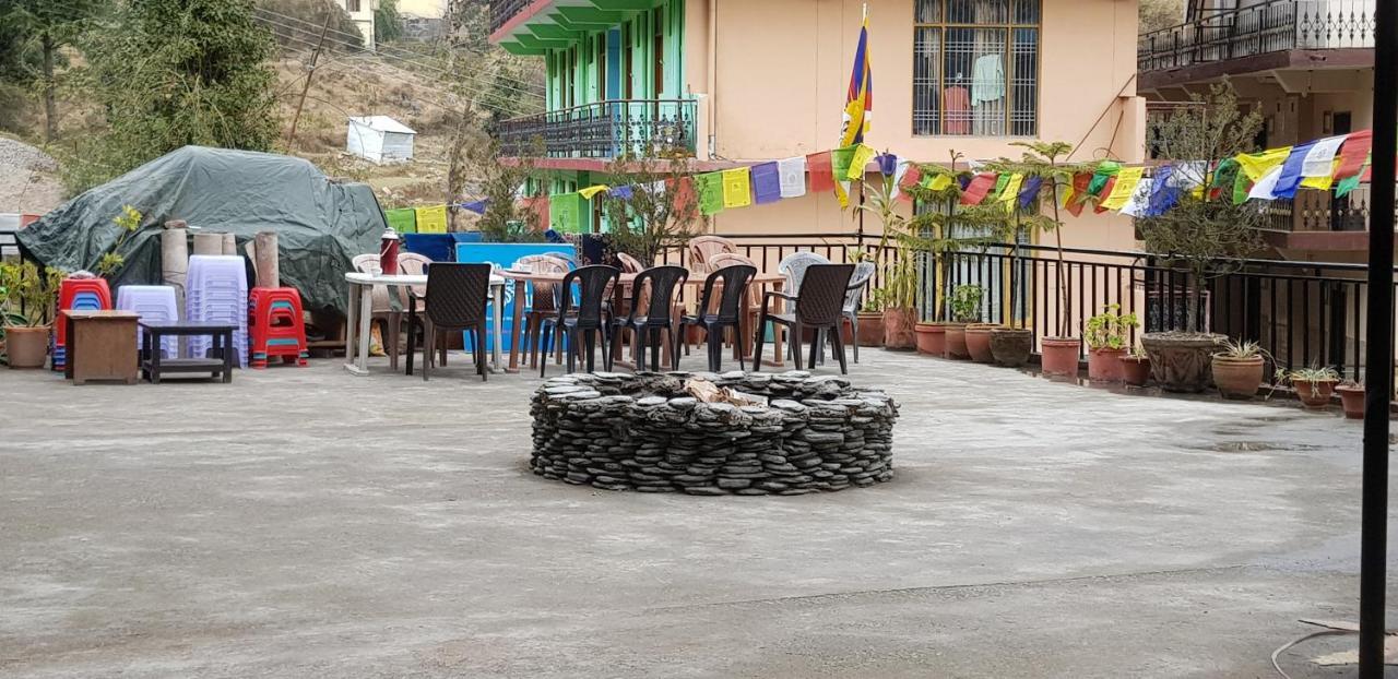 Tibet World Hostel McLeod Ganj Buitenkant foto