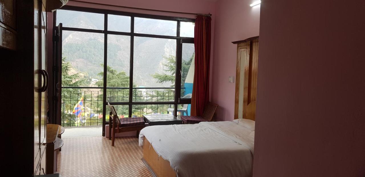 Tibet World Hostel McLeod Ganj Buitenkant foto